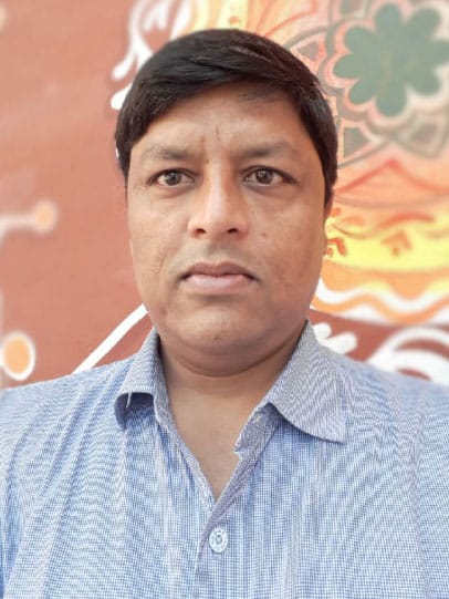 अर्पण कुमार